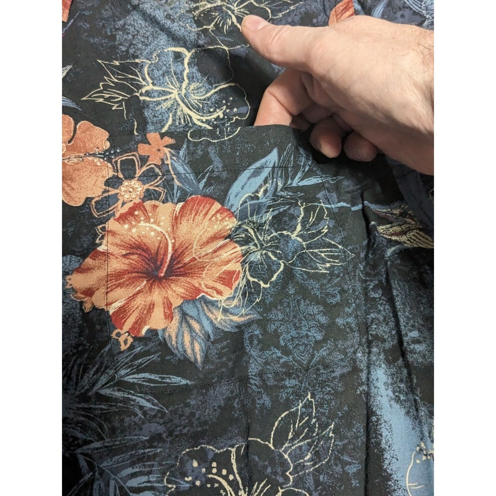 REEL LEGENDS Floral Swordfish Print Men Large Black Cotton Blend Hawaiian Shirt - Picture 6 of 15
